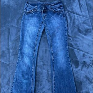 Low rise bootcut jeans